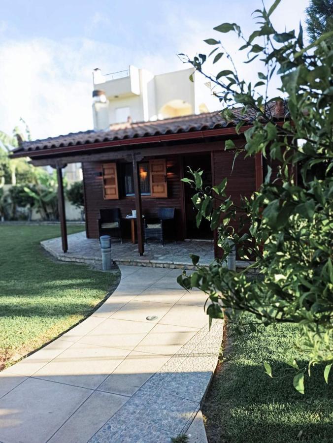 Aliki Guest House Aigio Extérieur photo