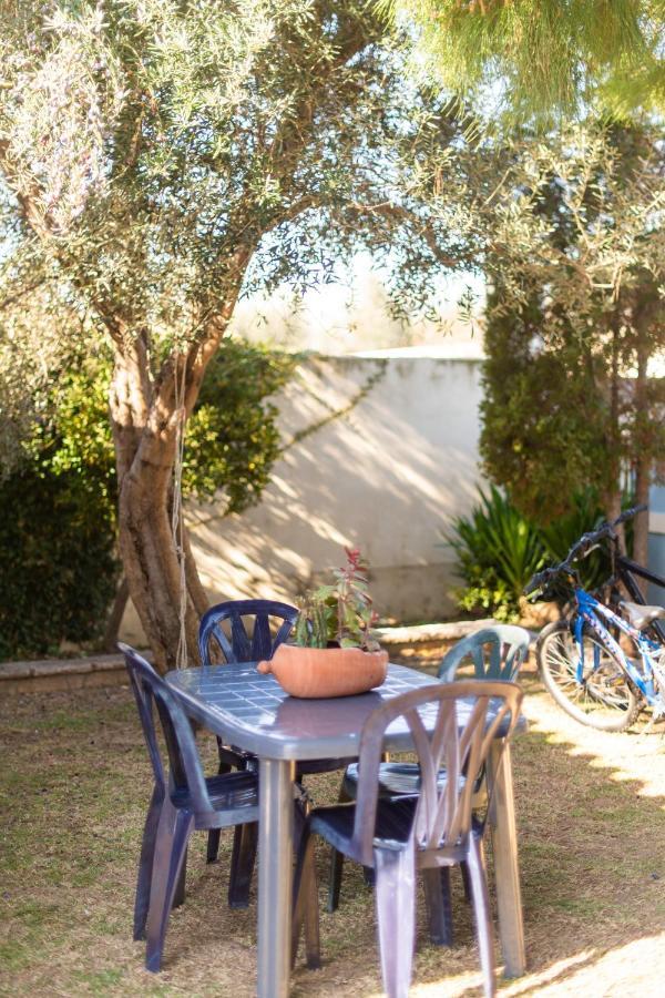 Aliki Guest House Aigio Extérieur photo